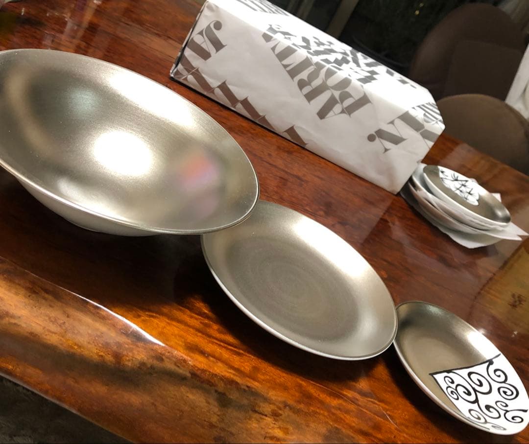 アリタポーセリンラボJAPAN プラチナ中盛皿、銘々皿「繁栄」四枚　新品