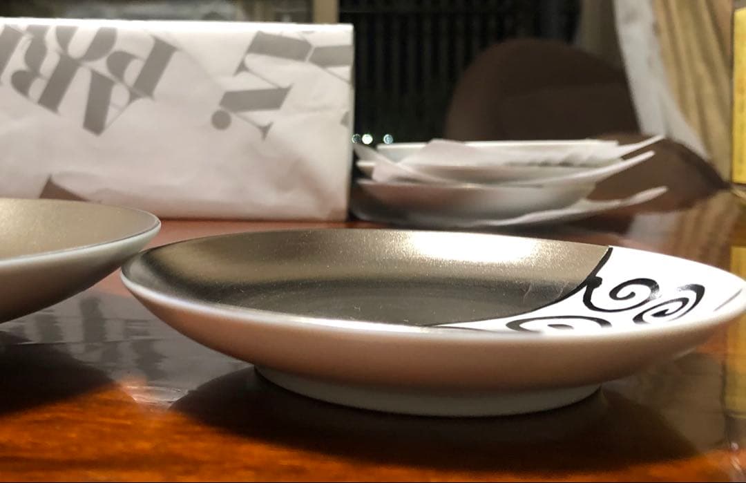 アリタポーセリンラボJAPAN プラチナ中盛皿、銘々皿「繁栄」四枚　新品