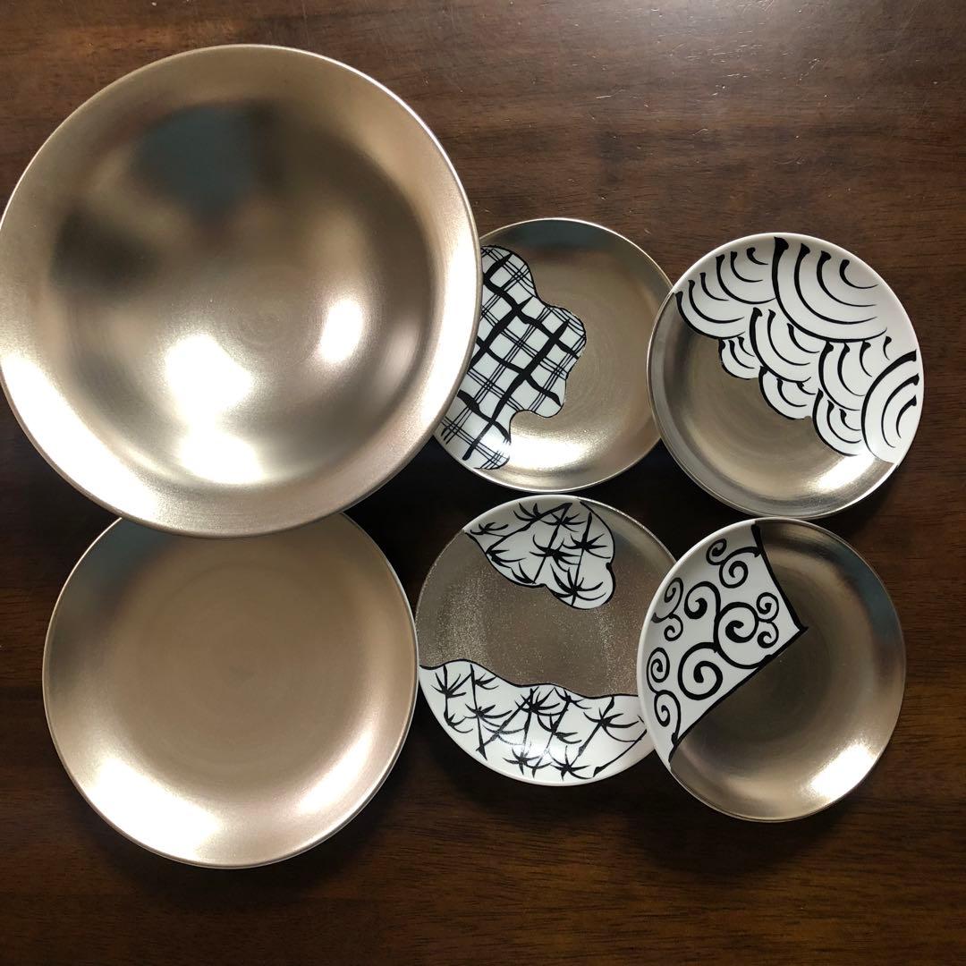 アリタポーセリンラボJAPAN プラチナ中盛皿、銘々皿「繁栄」四枚　新品