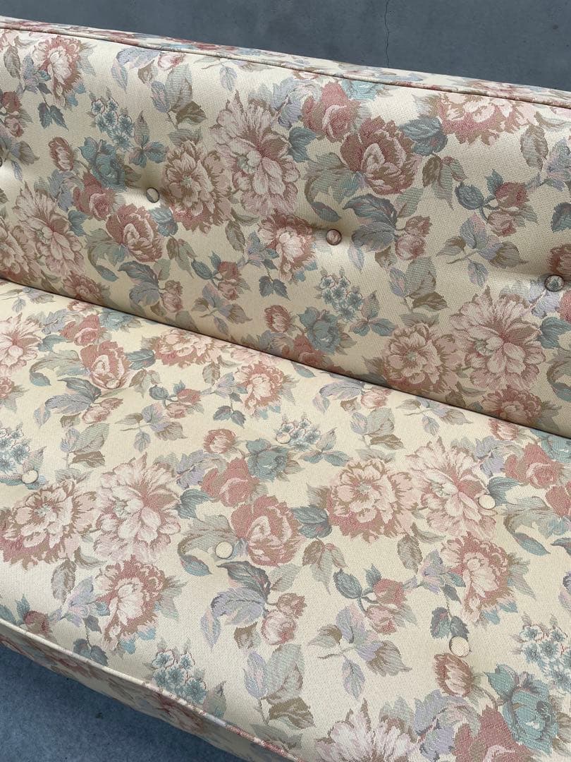 美品　カリモク　コロニアル　ソファベッド　花柄　3人掛け