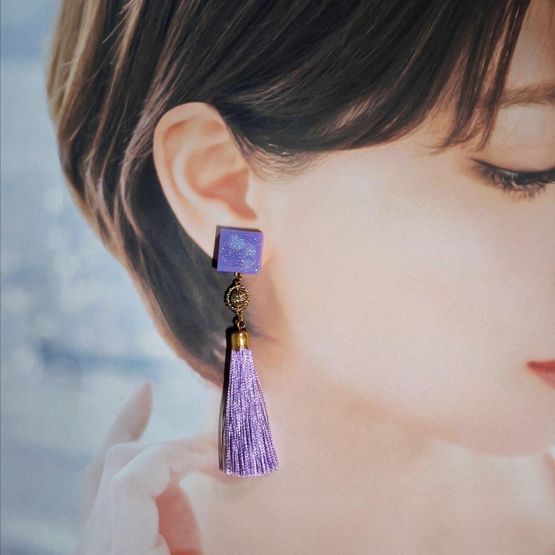 【1274】レジンモチーフとタッセルのピアス