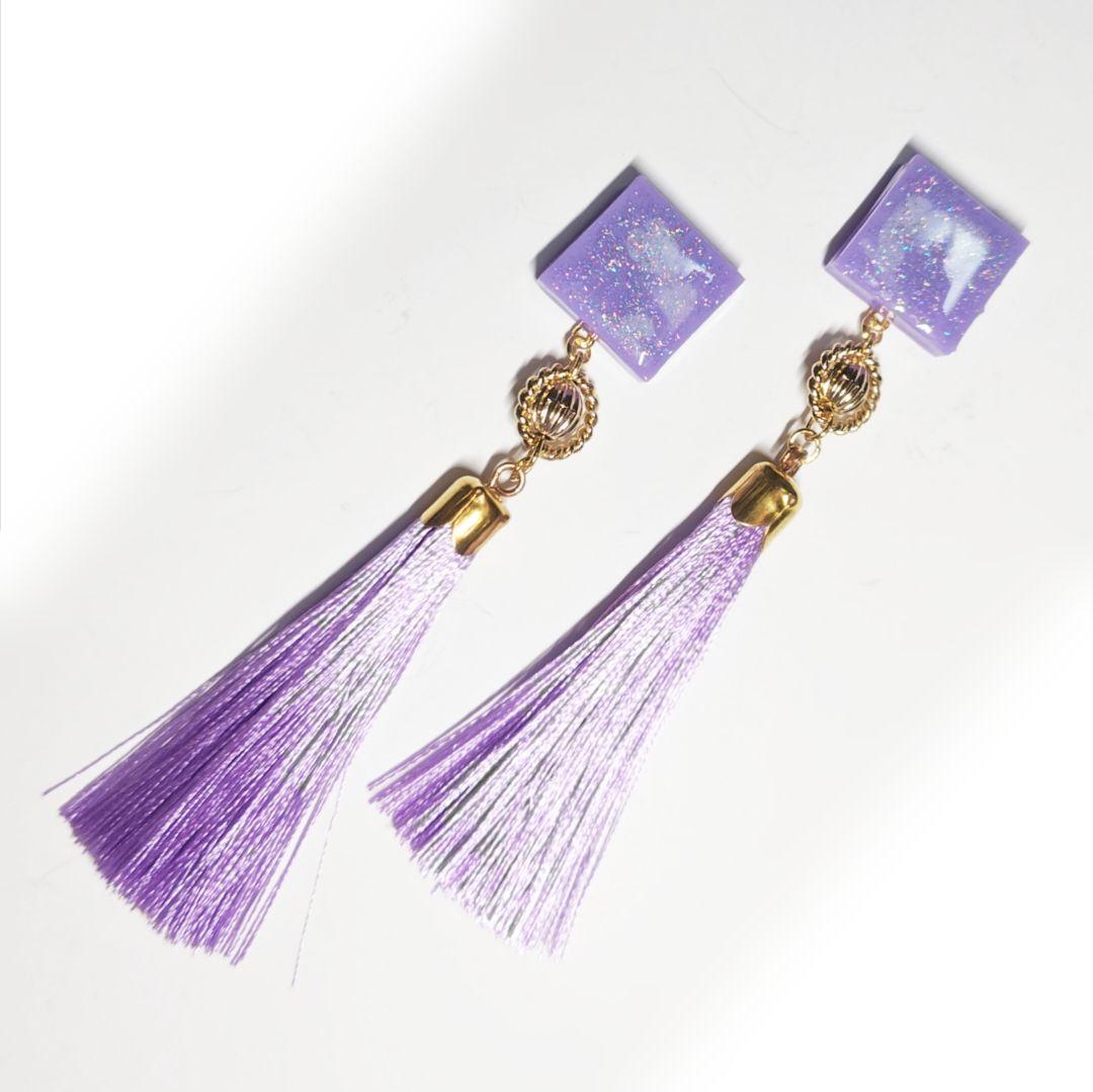 【1274】レジンモチーフとタッセルのピアス