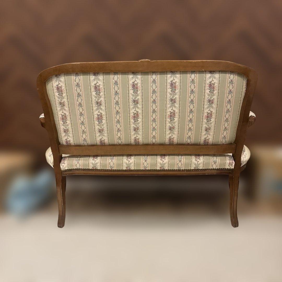 ロココ調　 イタリア　クラシック　猫脚　２人掛けソファ　アームチェア　ラブソファ