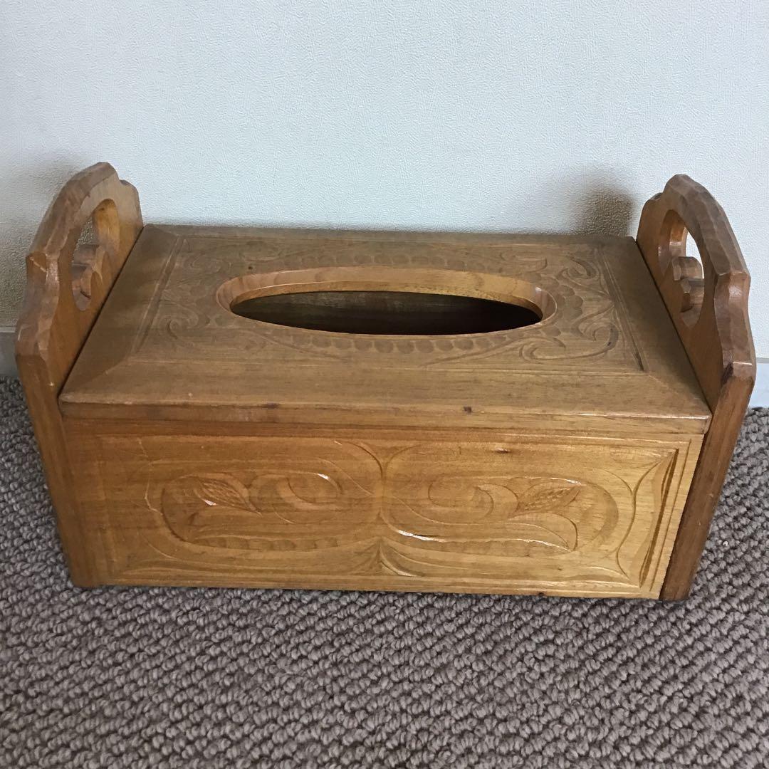 美品☆アイヌ工芸　木彫　アンティーク　アイヌ紋様 ティッシュボックス