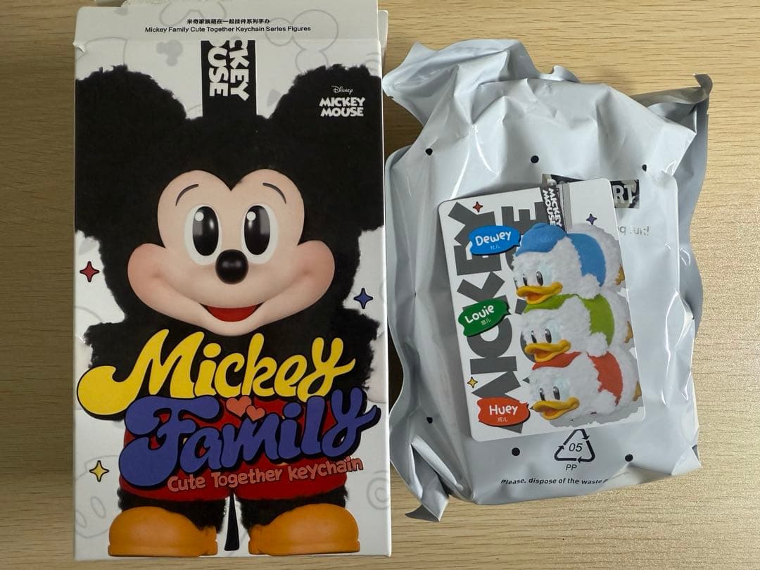 ポップマート ディズニーミッキーファミリー シークレット POPMART