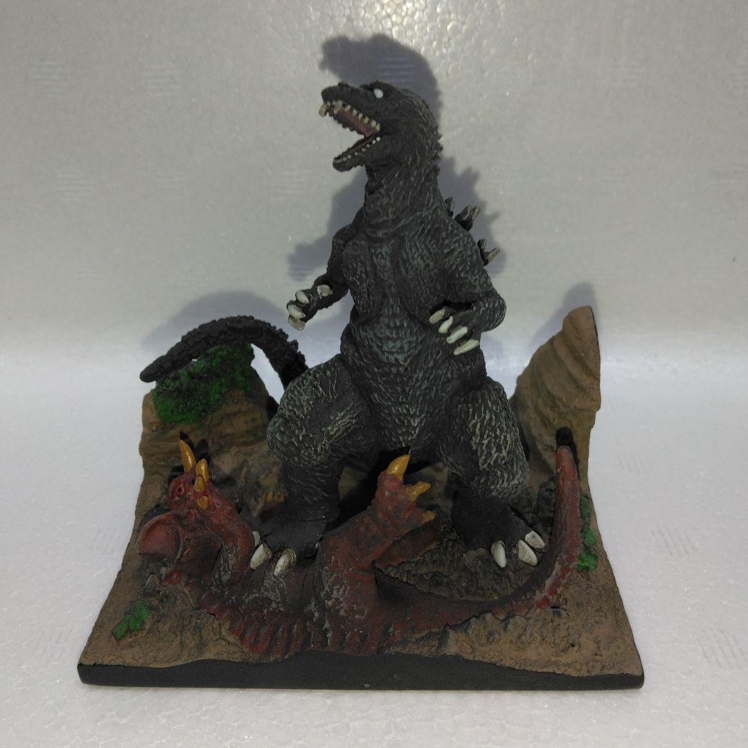 BANDAI ゴジラポリストーンコレクション - メルカリ
