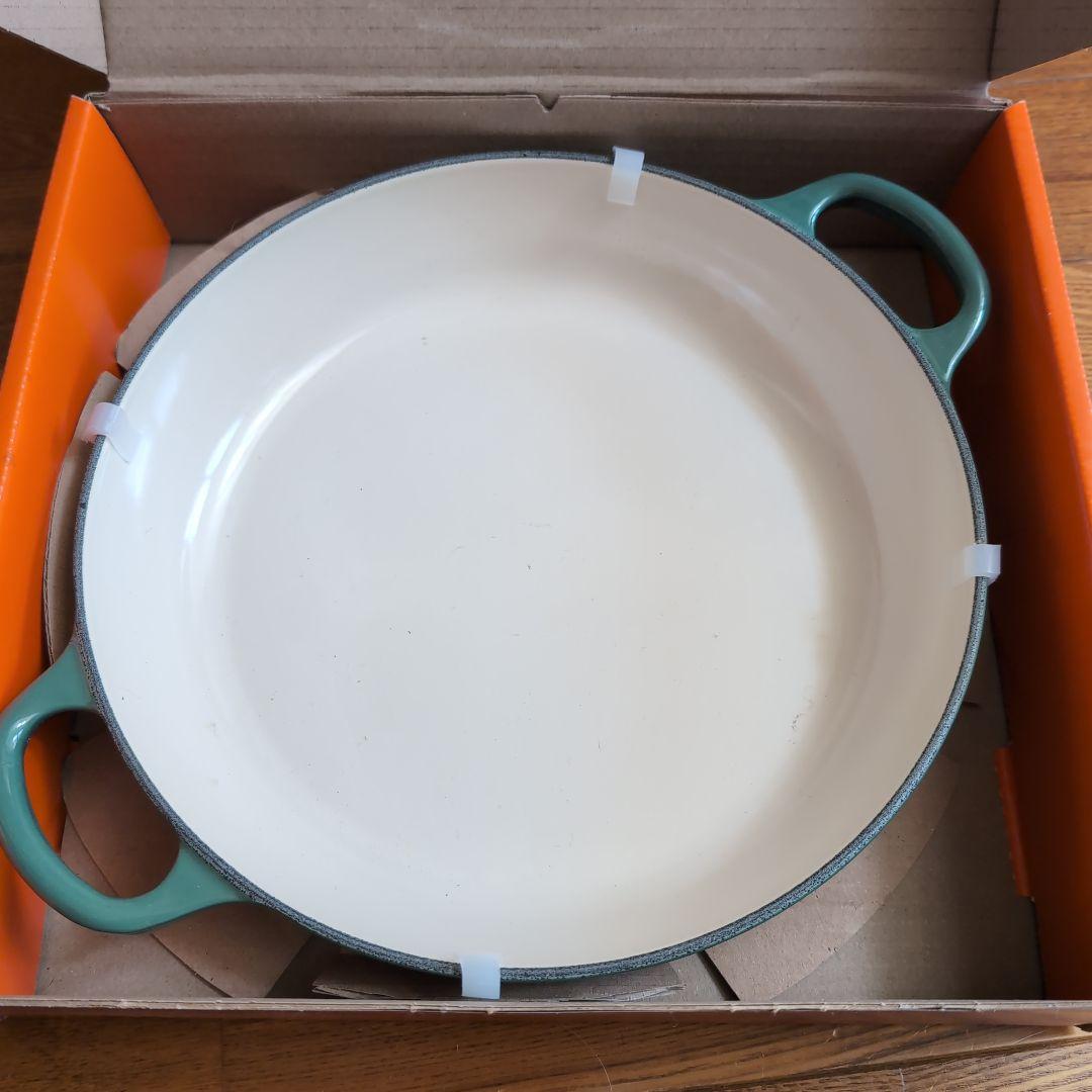 新品未使用　ル・クルーゼ26cm　キャセロール　両手鍋　アーティチョーク