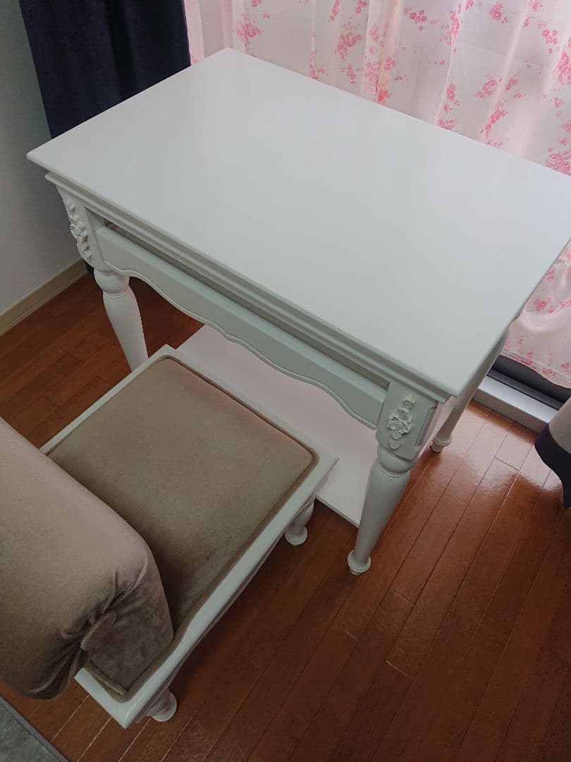 スクレドゥフィーユスツール