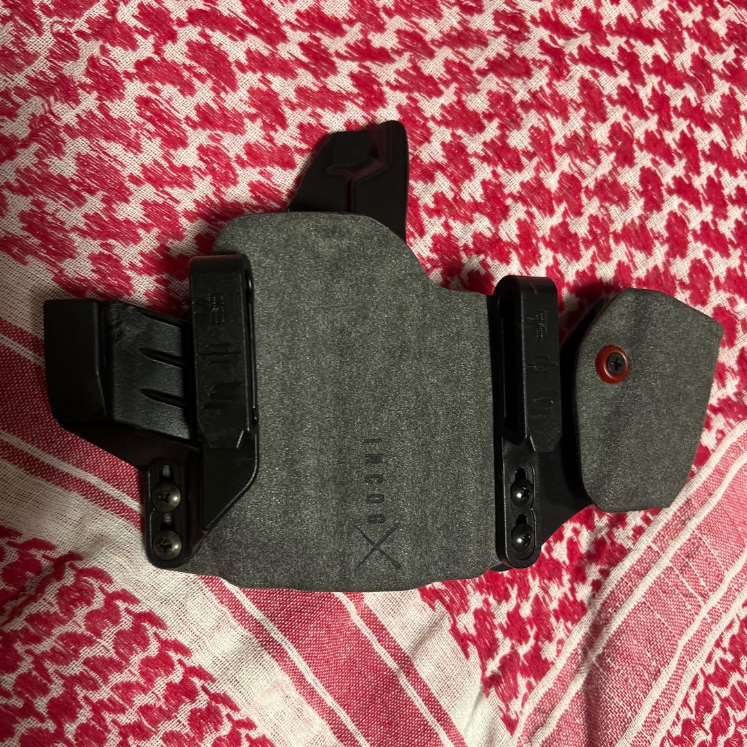 サファリランド Staccato-P/C2/CS用インコグ ホルスター