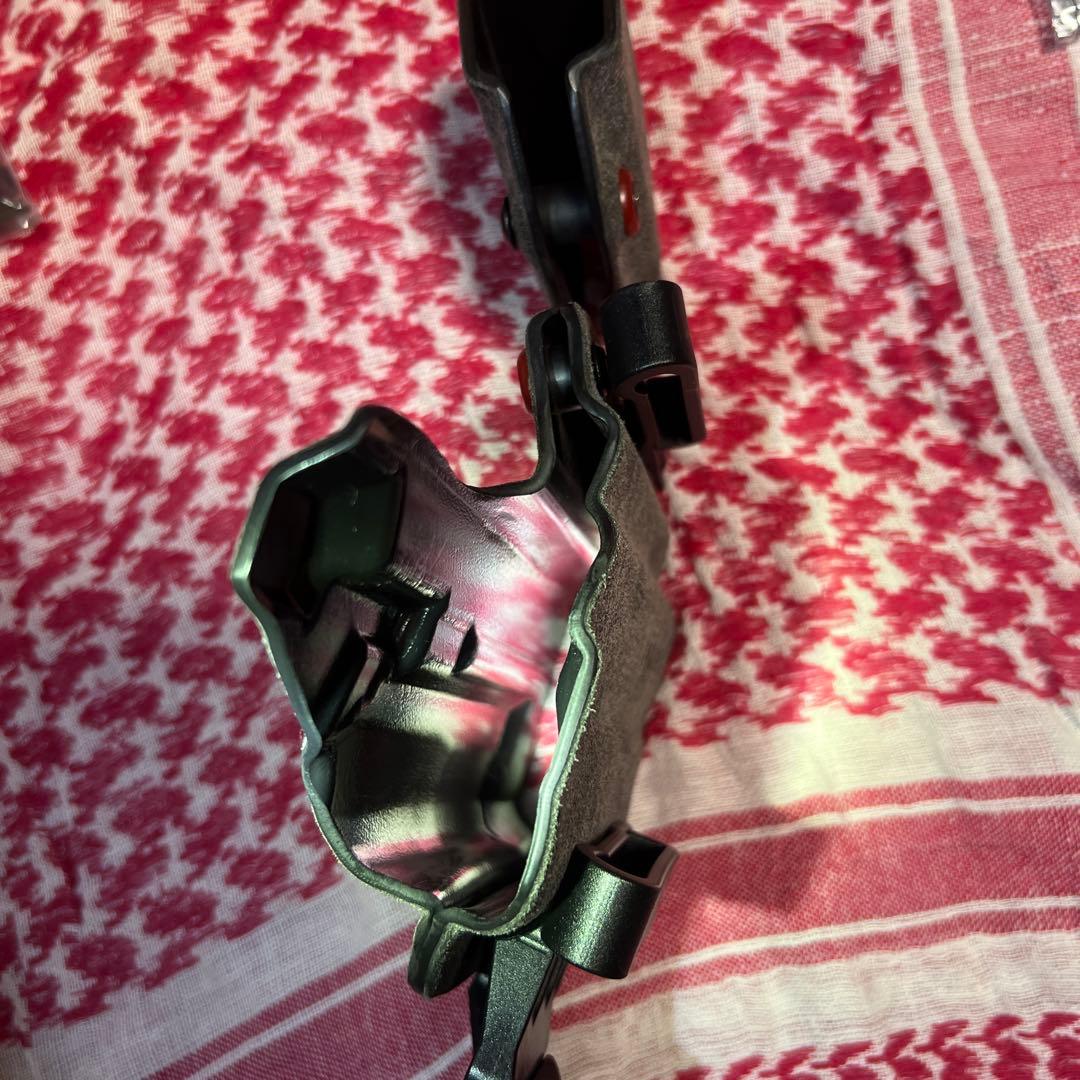 サファリランド Staccato-P/C2/CS用インコグ ホルスター