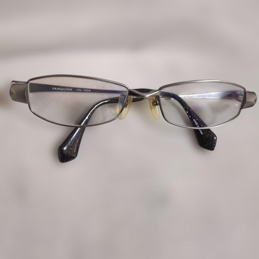 VANQUISH メガネ ケース付き度入り