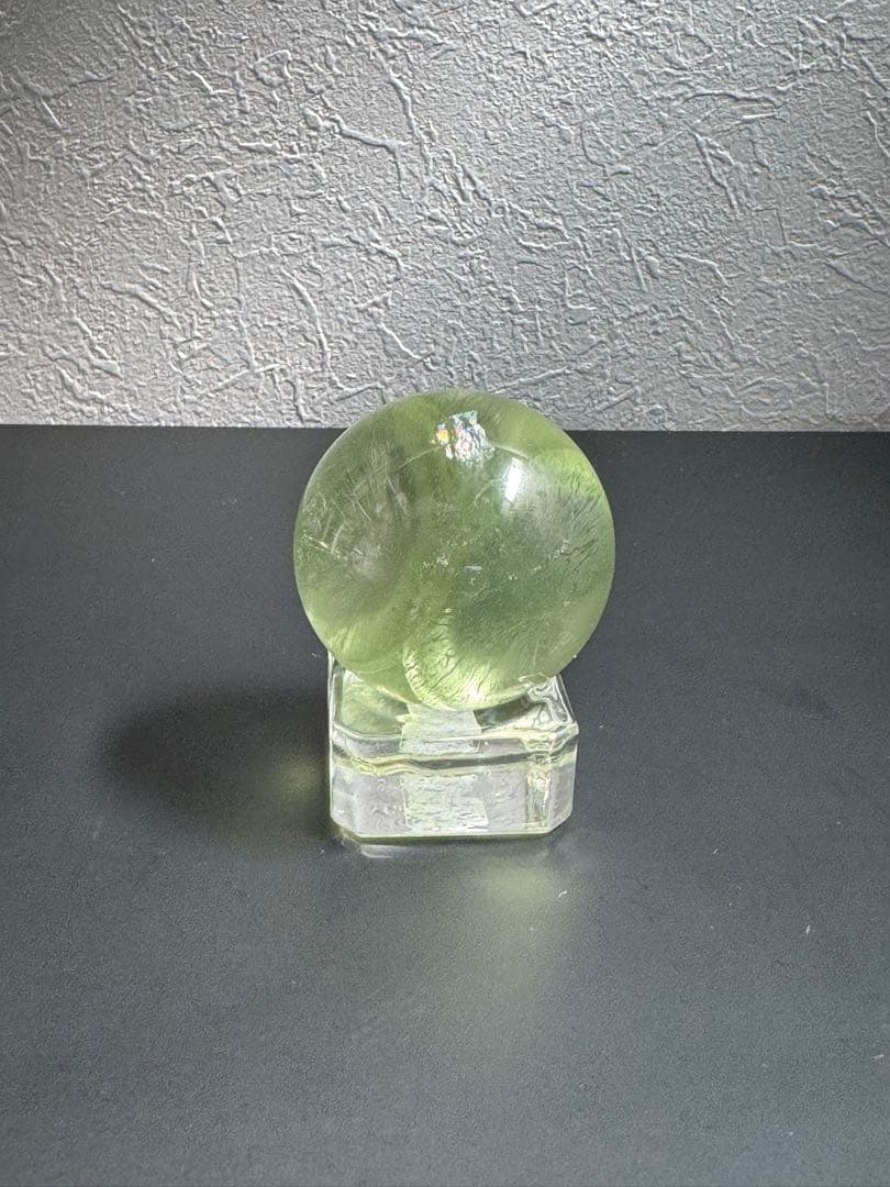 中国産 グリーンアップルフローライト スフィア 高品質 虹あり 透明感抜群