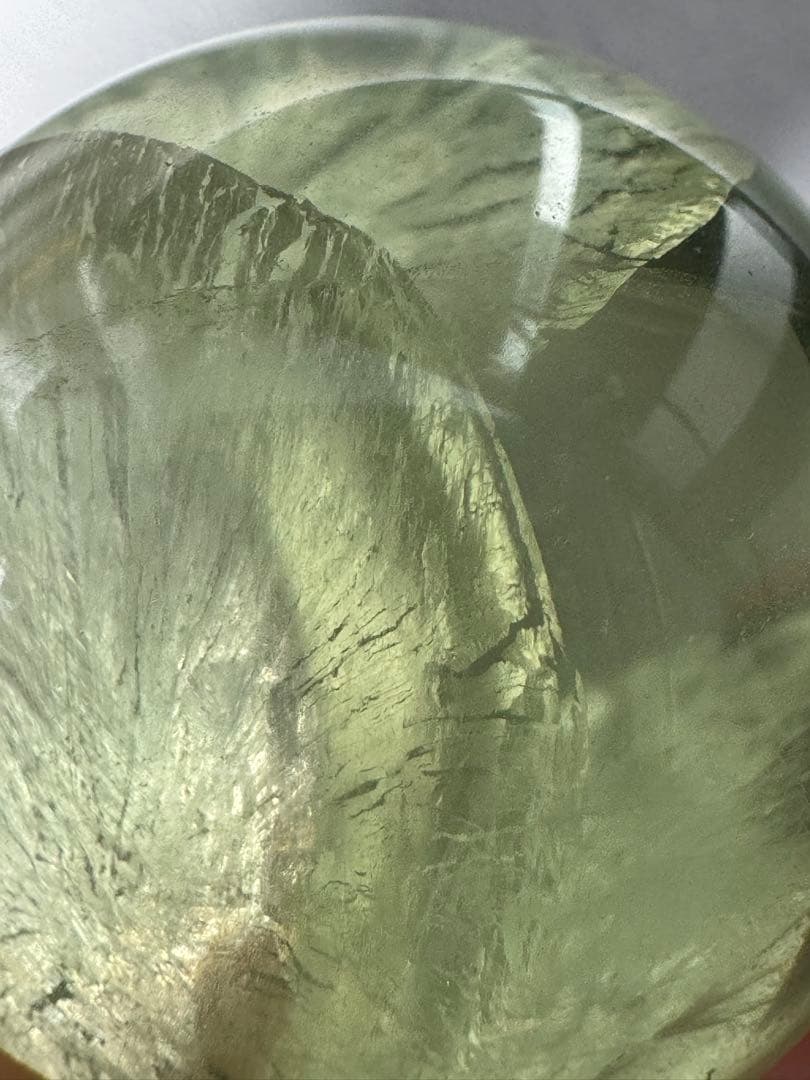 中国産 グリーンアップルフローライト スフィア 高品質 虹あり 透明感抜群