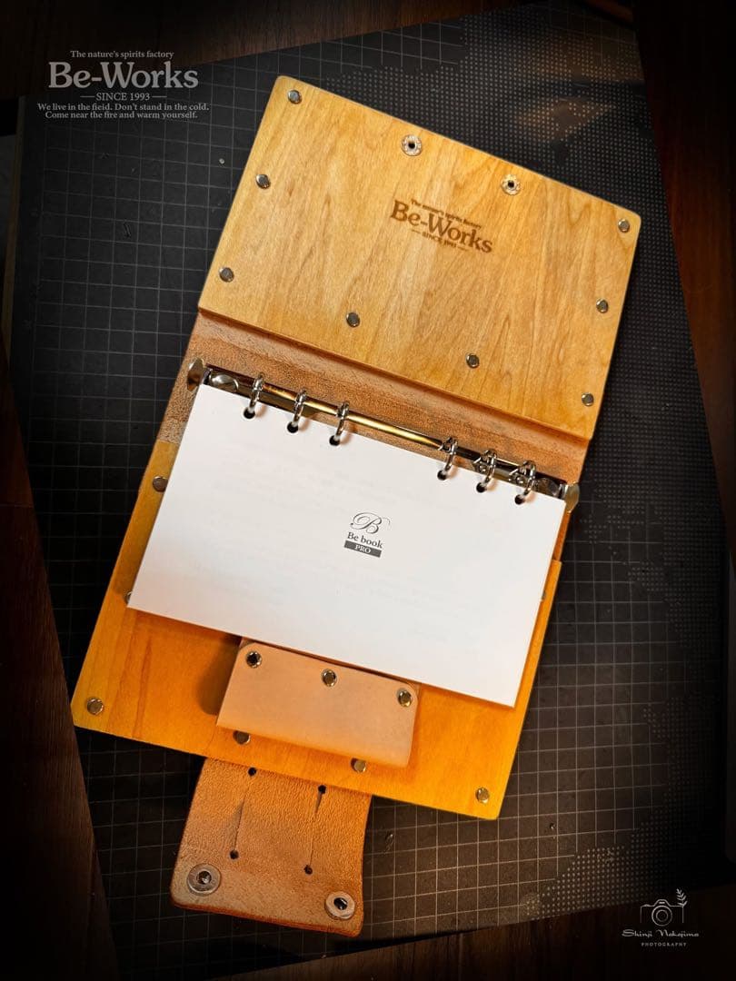 木と本革Be-Works 「Be-book 」ヌメ革突板システム手帳