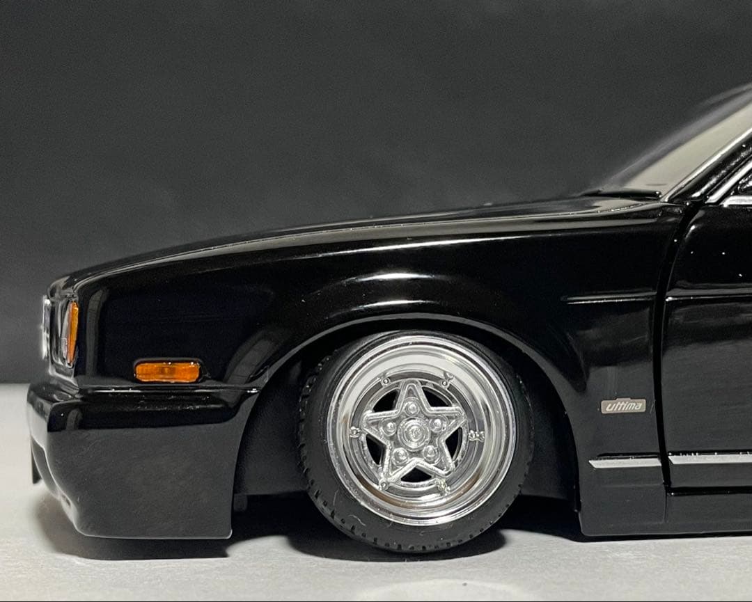 1/24 アシェット 国産名車 NISSAN グロリア 改造車 カスタム 旧車