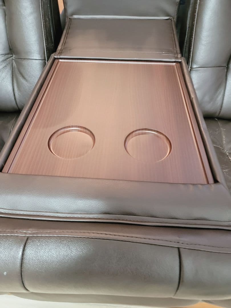 3P電動リクライナー　ソファー ドリンクホルダー付き