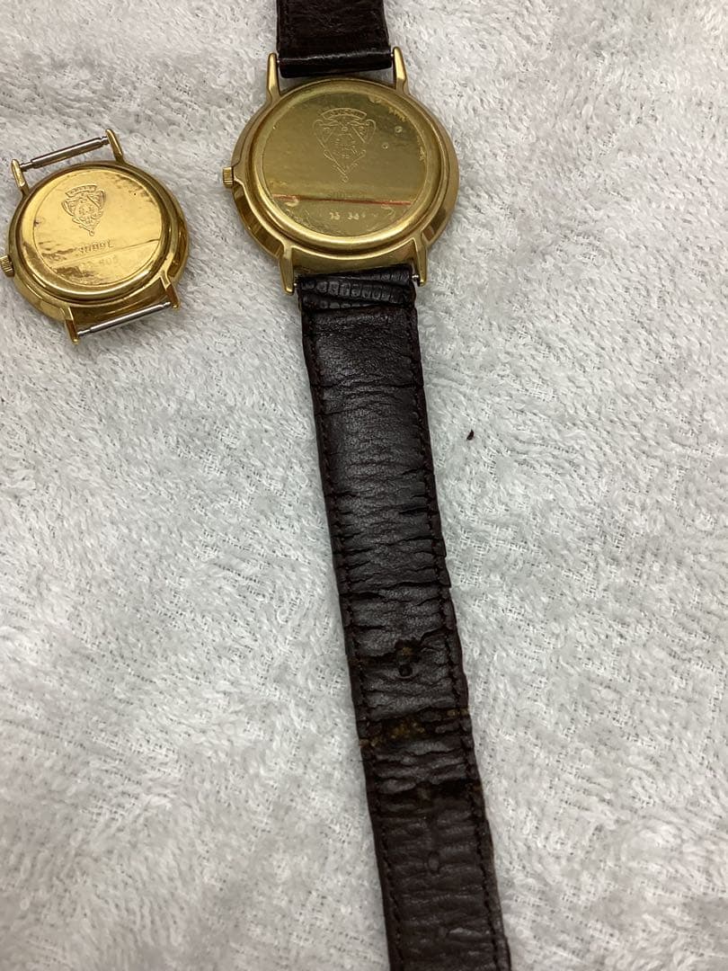 GUCCIゴールド アナログ腕時計 大小セット ジャンク品