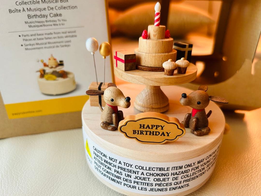 新品wonderful lifeのハンドメイドの木製オルゴール、犬、お誕生日