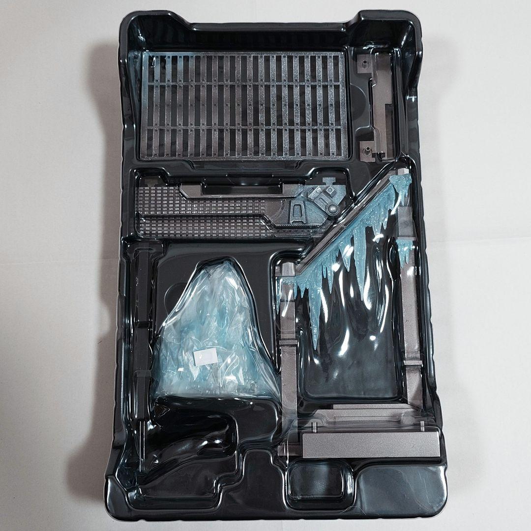 『アーカム・ビギンズ』バットマン（ＸＥスーツ版）［ボーナスアクセサリー付き］