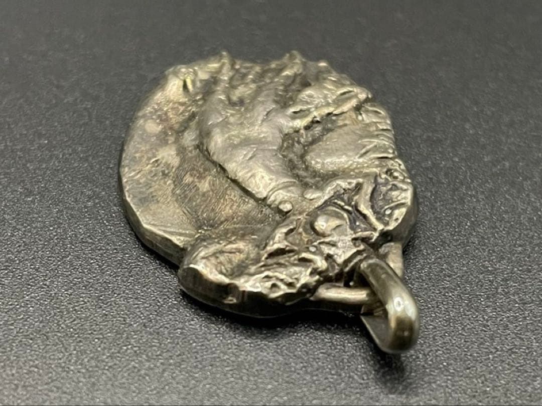 彫刻家 佐藤忠良 「空よ」 ペンダントトップ