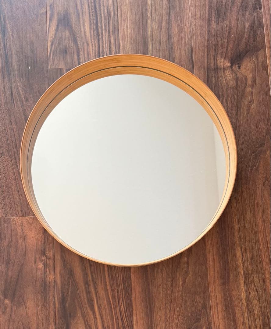 TEORI テオリMサイズ　円形鏡 ホワイト　白　直径約40cm 奥行6㎝