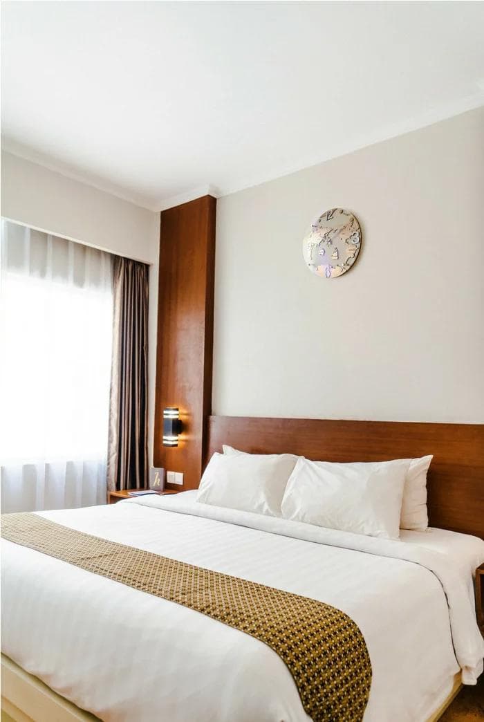 電波掛時計 地球儀掛け時計-white 壁掛け時計 おしゃれ 掛時計 北欧