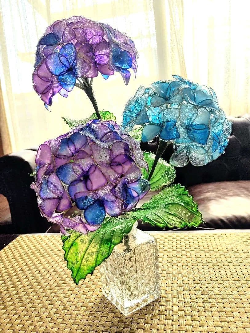 ネムアメリカンフラワー花瓶付き紫陽花と桜