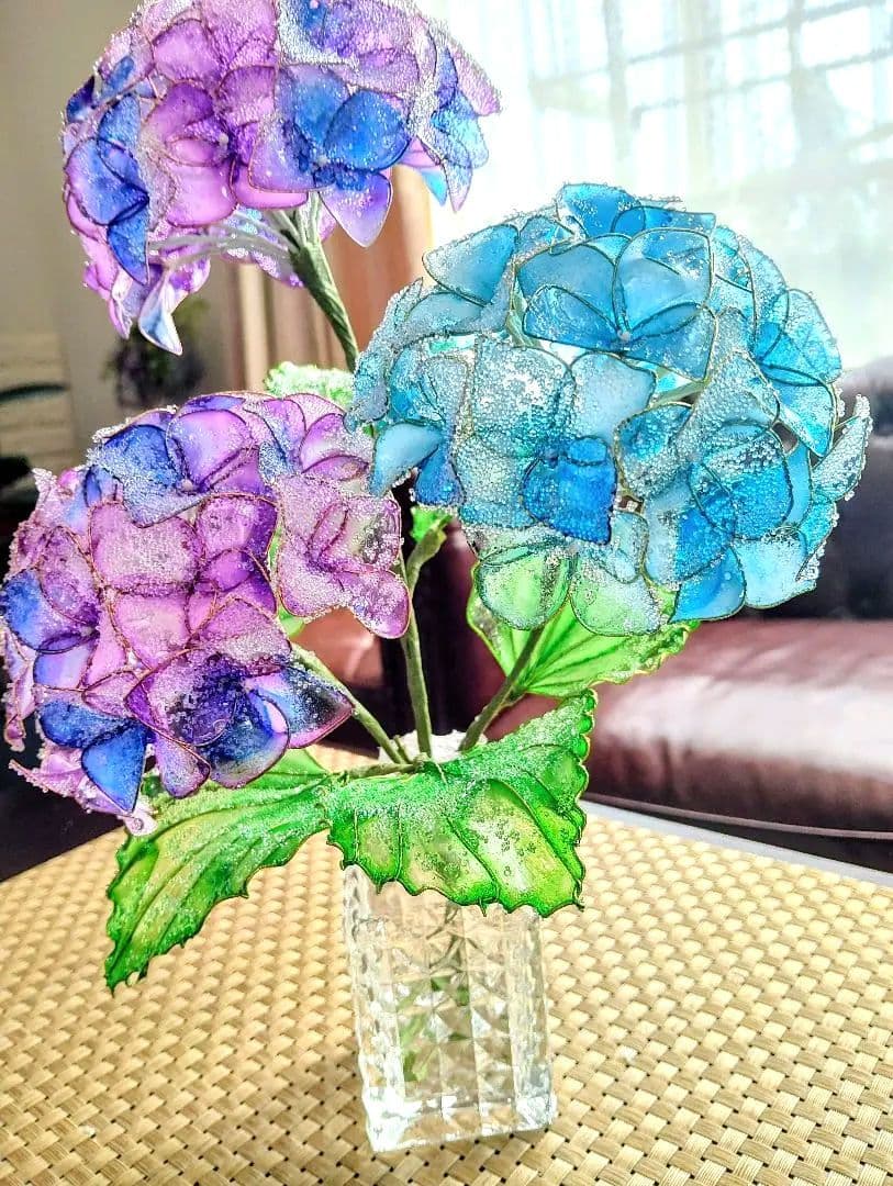 ネムアメリカンフラワー花瓶付き紫陽花と桜