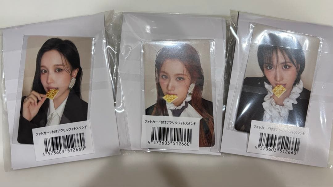 MISAMO PLAY JYP SHOP 購入特典 アクリルスタンド 3種 - メルカリ