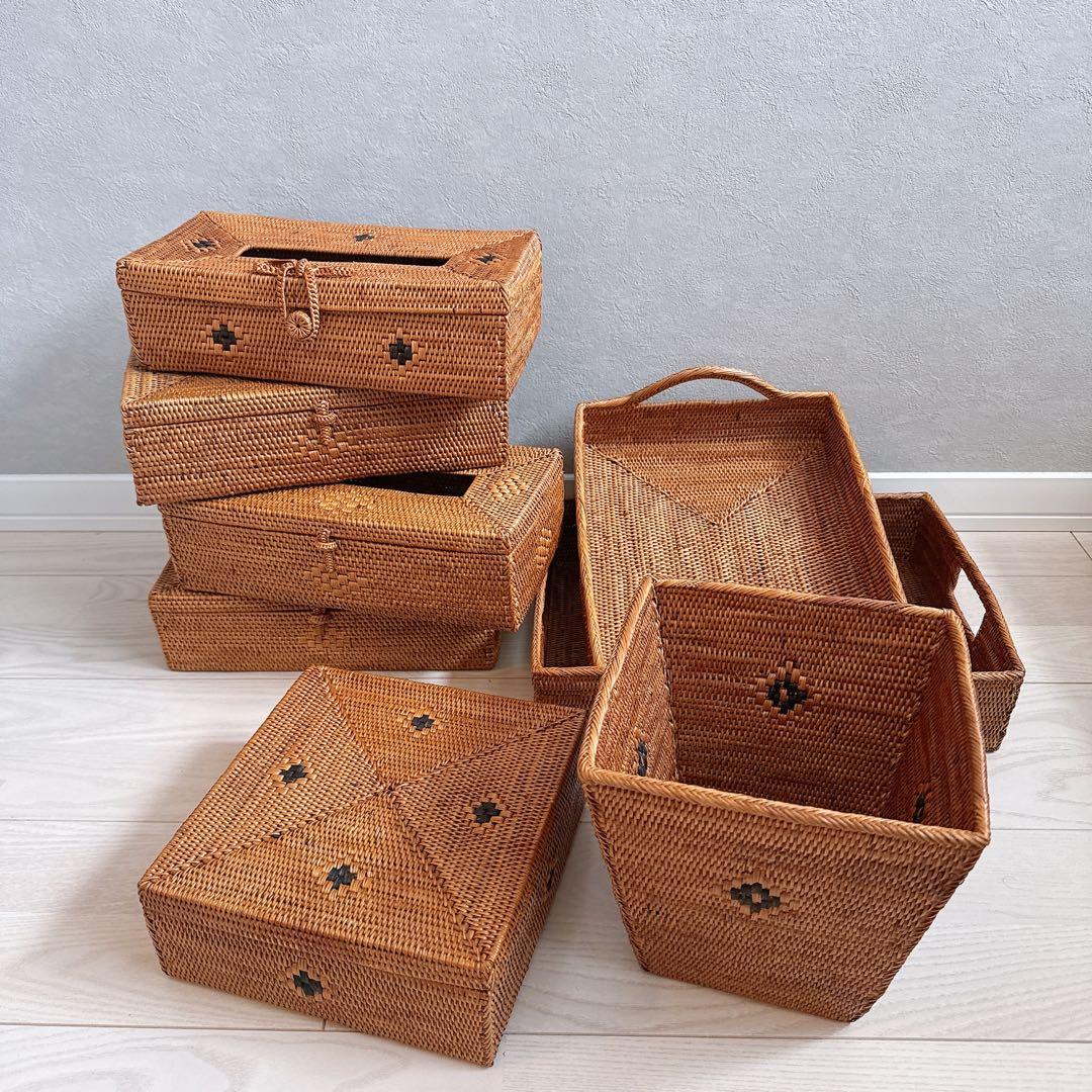 新品未使用 アタのティッシュケース 花柄 バリ島雑貨 アジアン雑貨