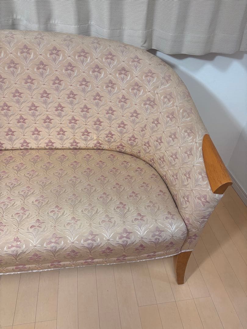 クラシック　花柄　2人掛けソファ