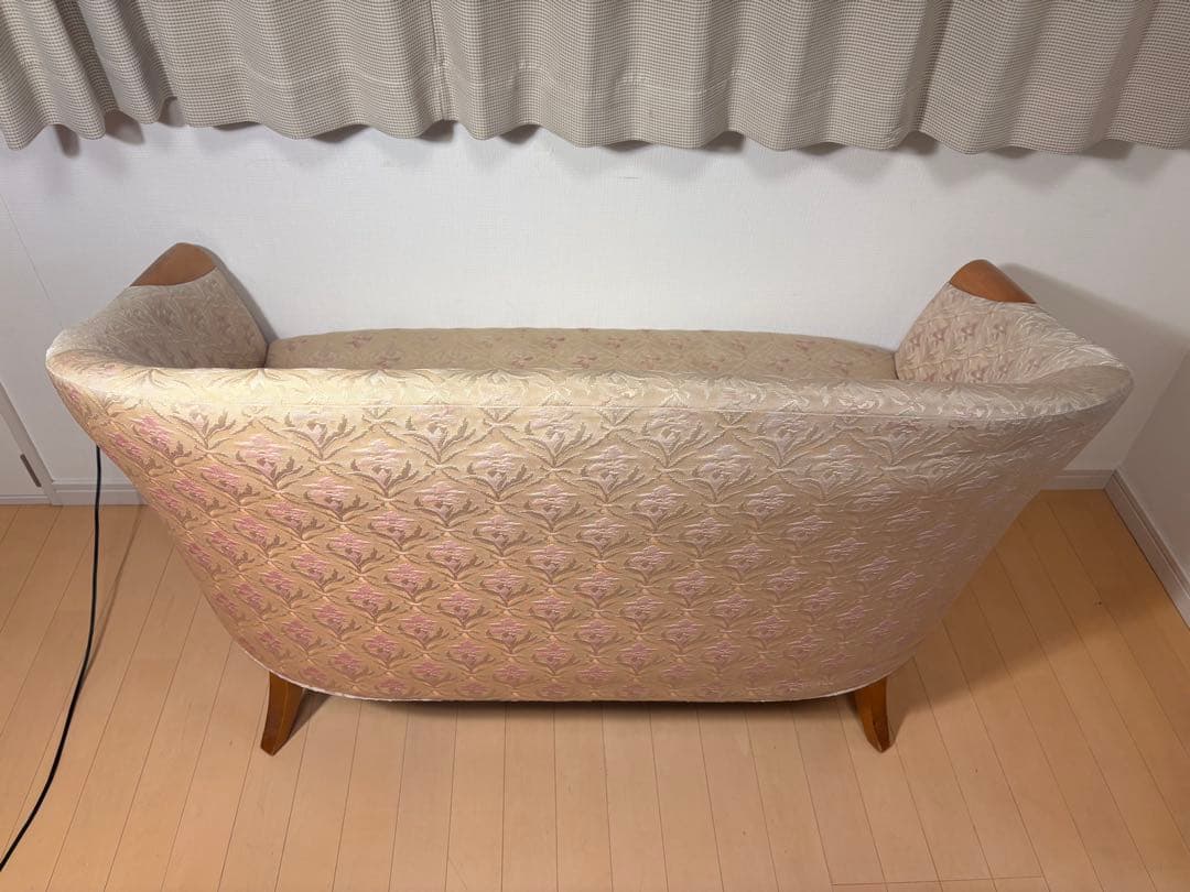 クラシック　花柄　2人掛けソファ