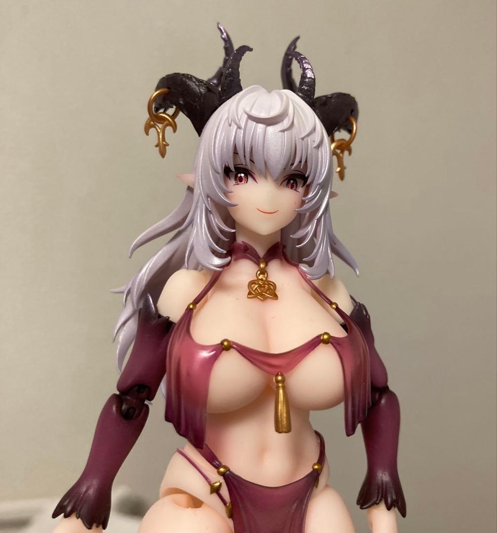 2セット　サキュバス ラスティア 1/12 蝸之殻+バニーガールアイリン(破損)