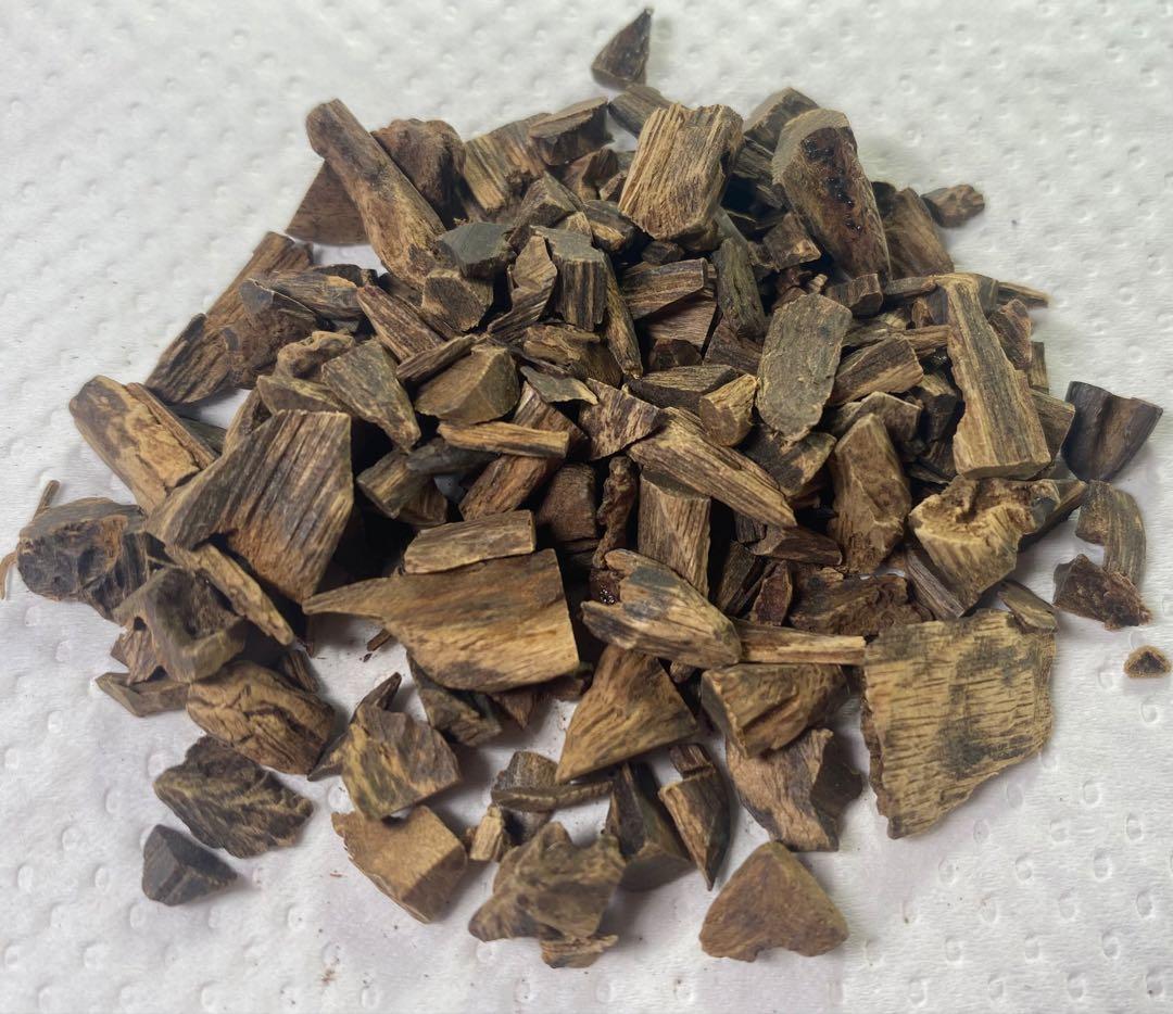 香木 お香用 茶色9gベトナム産沈香 聞香用 沈香 伽羅 香道