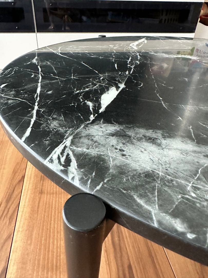 【セール】大理石柄デザインの丸型センターテーブル