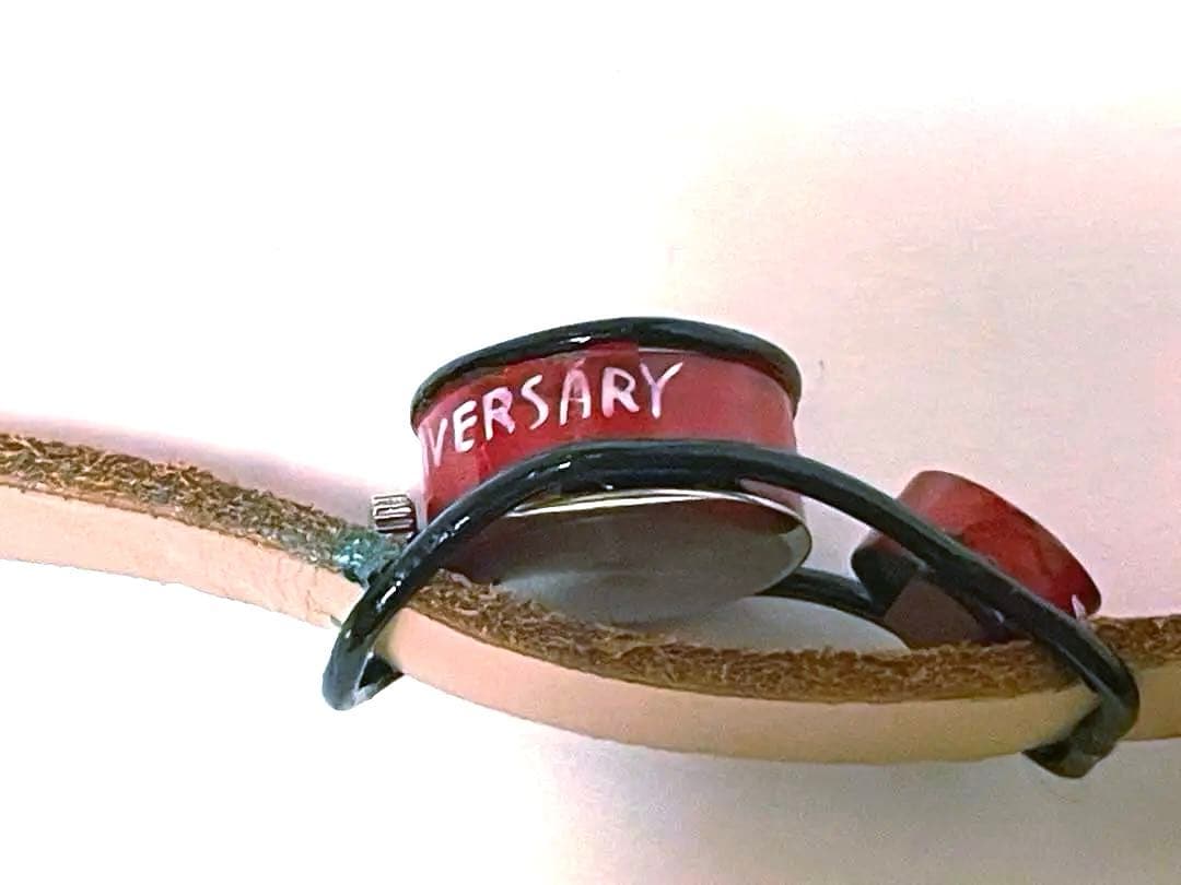 ツモリチサト10周年限定腕時計　ジェー・エイチ・エイコラボ　レッド