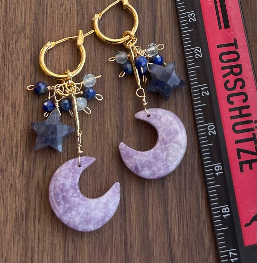 ラベンダーレピドライト月とアイオライト星のピアスチャーム·͜· ︎︎
