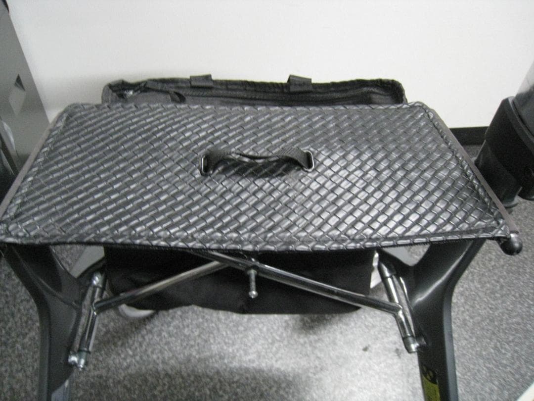 トラストケアウォーカー レッツフライ 歩行車 シルバーカー 竹虎