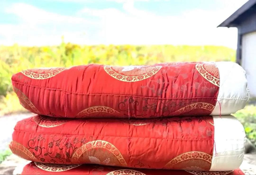 2114様感謝‼️布団恋しい寒の入FUTON蔵出掛布団赤❌赤2枚メイドインジャパン