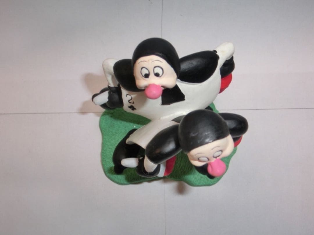 ふしぎの国のアリス　ディズニー　トランプ兵　陶器製　置物　レトロ