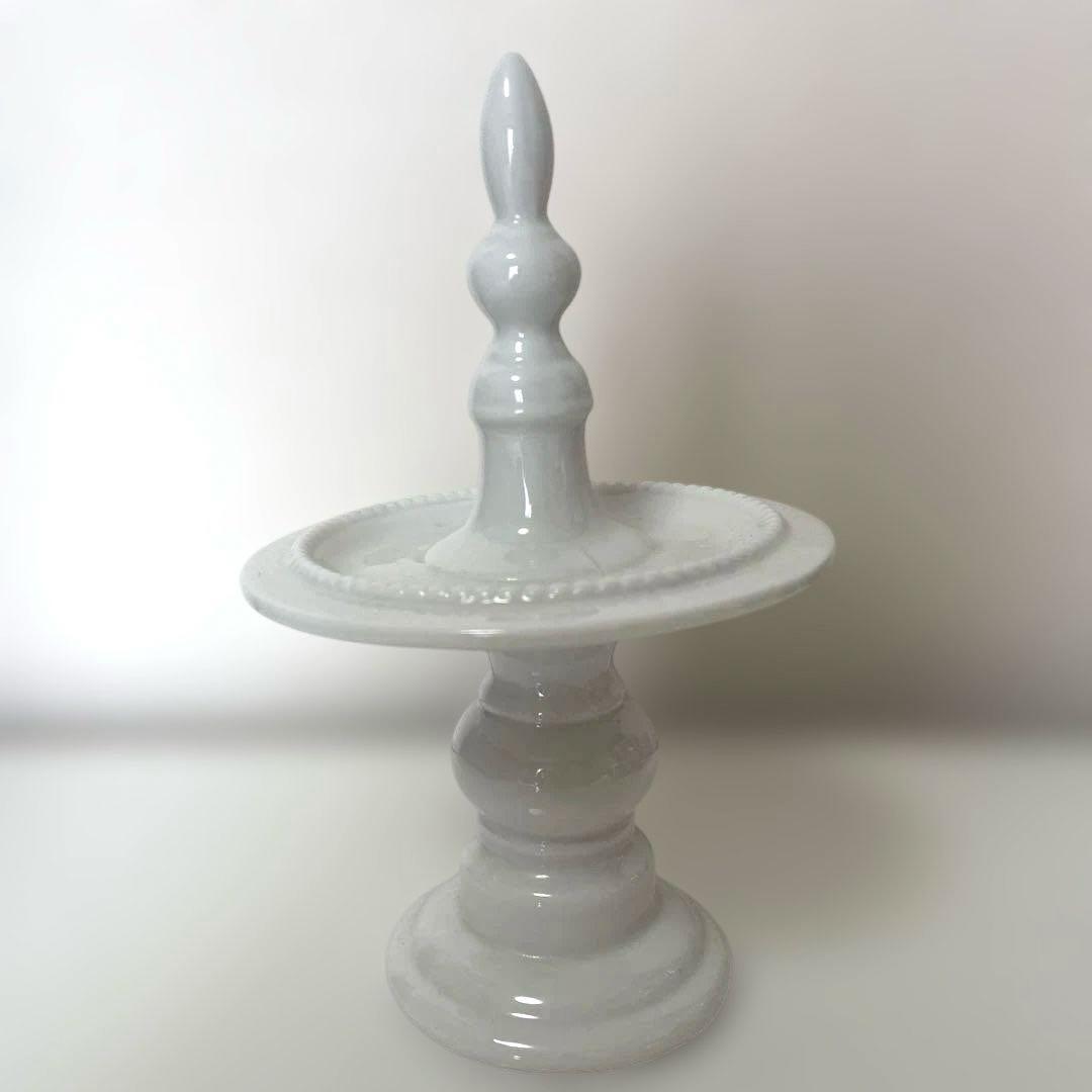 フレンチエレガント　アクセサリーホルダー　リングホルダー　陶器　アンティーク