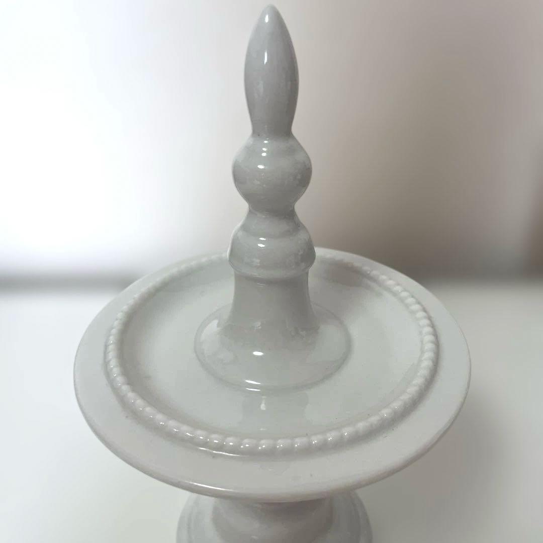 フレンチエレガント　アクセサリーホルダー　リングホルダー　陶器　アンティーク