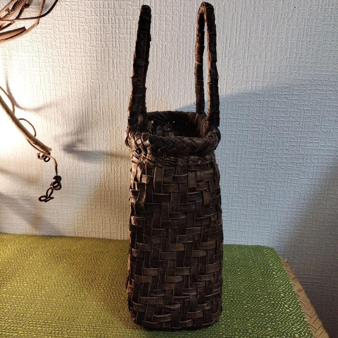 胡桃の皮網代編み籠バック約横19高さ20幅8