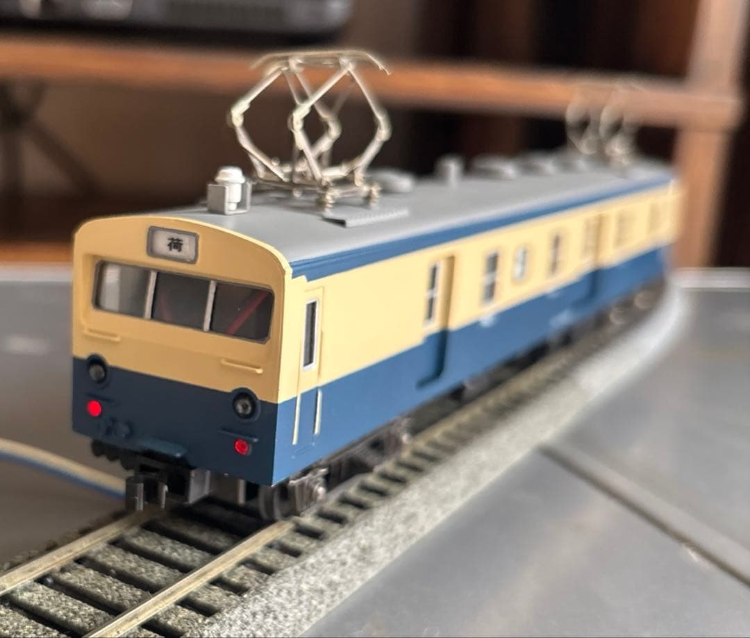 カツミ　クモユニ74 スカ色