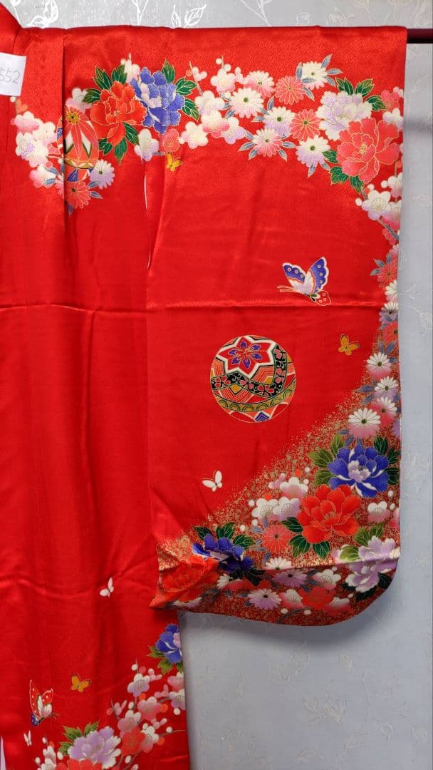 RK552子供着物着丈133センチ裄丈51センチ正絹めちゃくちゃ綺麗美品