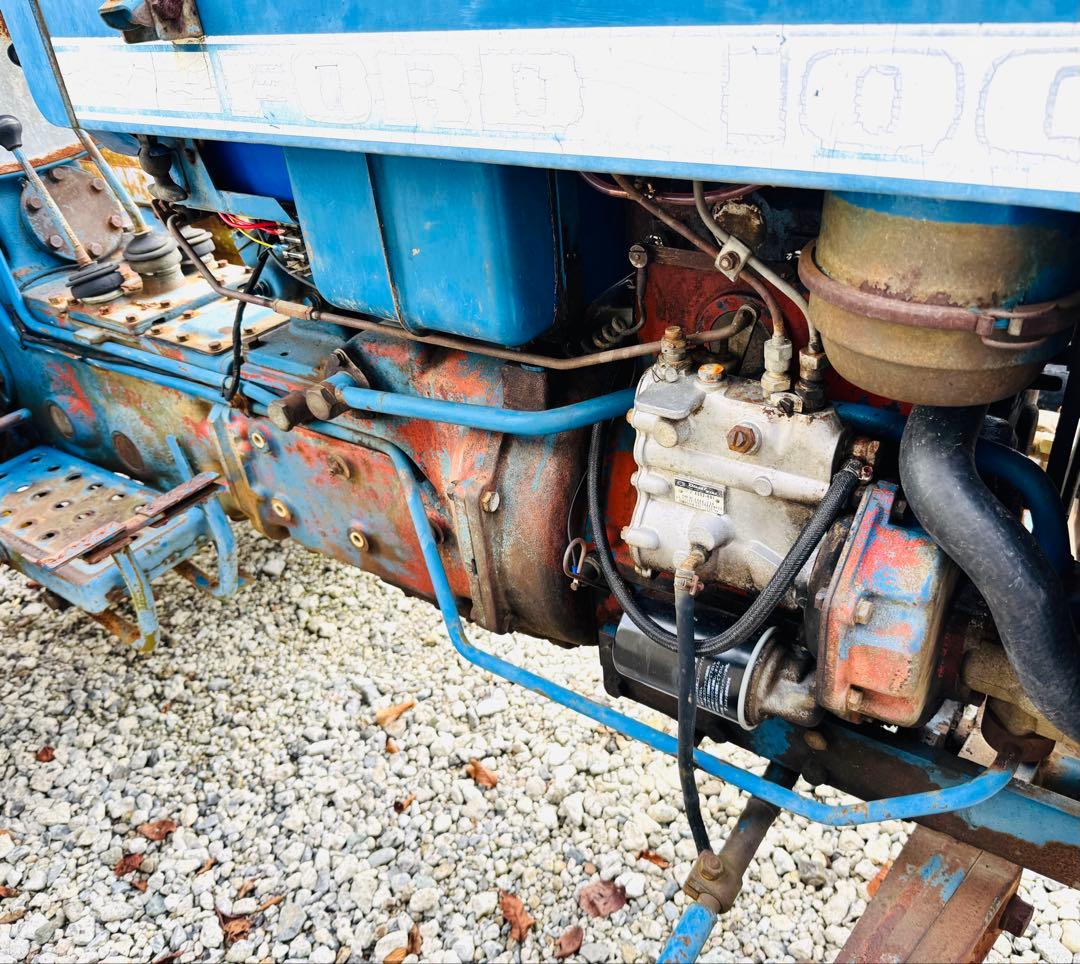 FORD1000 フォードトラクター シバウラ1.3ディーゼル　ビンテージ