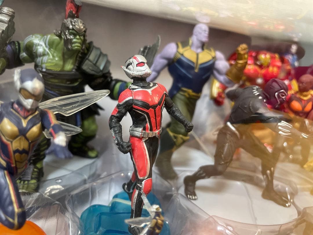 マーベル 10周年 メガフィギュアセット - メルカリ