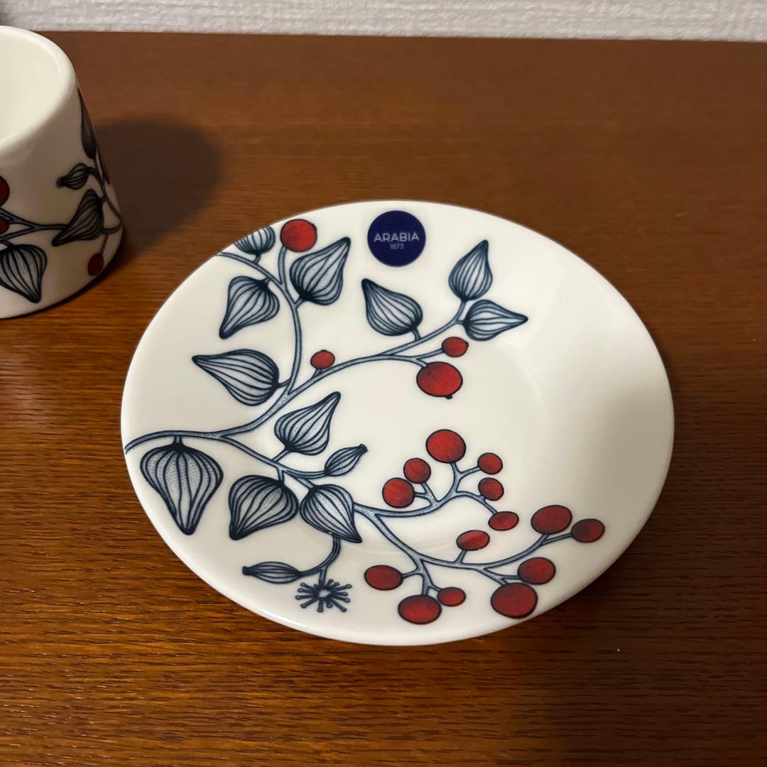廃盤 アラビア ルノ フロストベリー エスプレッソカップ&ソーサー