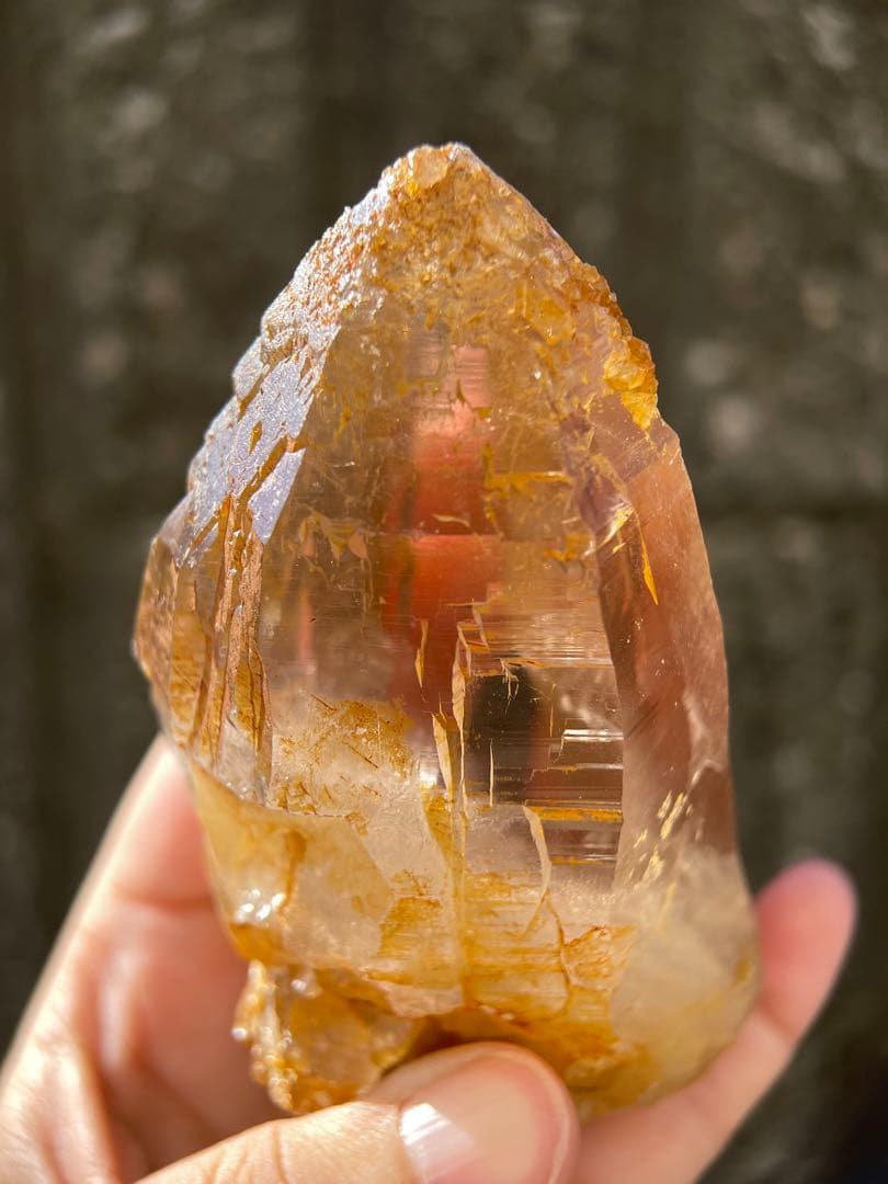 最高級　インド産　ヒマラヤ水晶　ゴールデンヒーラー　台座付き