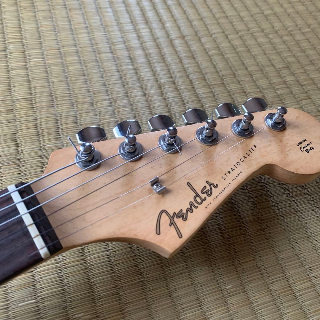 Fender ストラトキャスター　Champ アンプ内蔵　ギター サンバースト